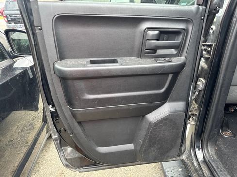 Used 2013 RAM 1500 ST w/ SXT Appearance Group AWD/4WD image 11
