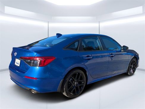 Certified 2023 Honda Civic Sport image 3