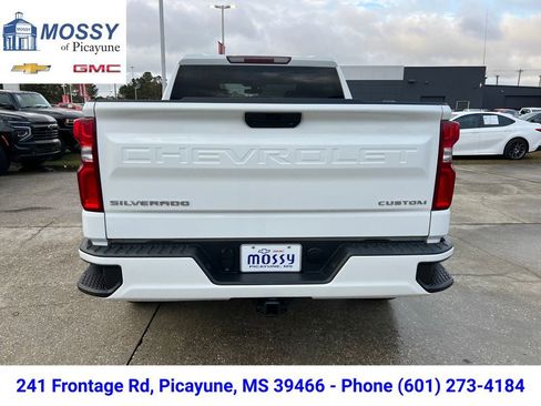 Used 2021 Chevrolet Silverado 1500 Custom image 5