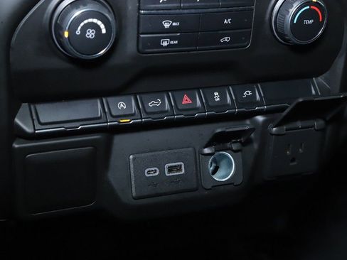 Used 2021 Chevrolet Silverado 1500 Custom image 27