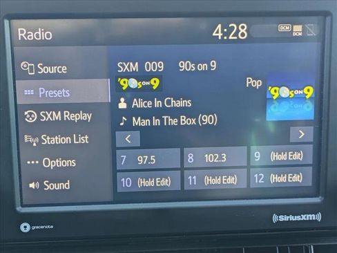 Used 2022 Toyota RAV4 XLE image 28