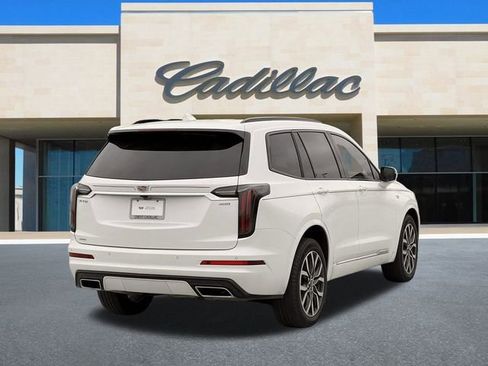 Certified 2023 Cadillac XT6 Sport image 4