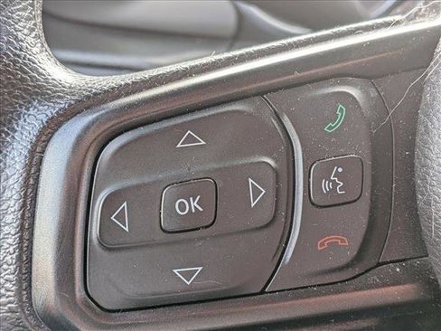 Used 2018 Jeep Wrangler Unlimited Sport image 11