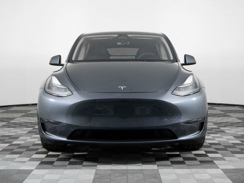 Used 2022 Tesla Model Y Performance image 11
