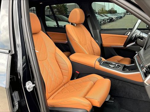 Used 2024 BMW X5 sDrive40i w/ M Sport Package RWD image 9