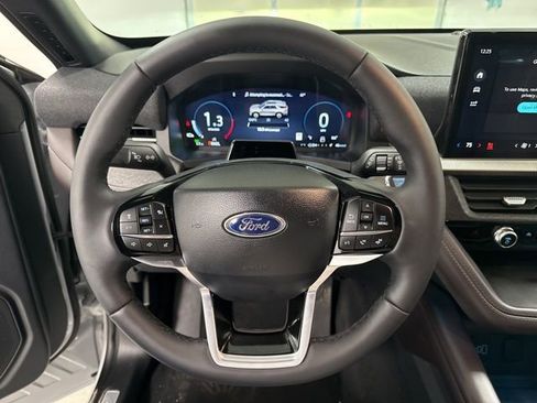 New 2026 Ford Explorer Platinum w/ LUX Leather Package image 24