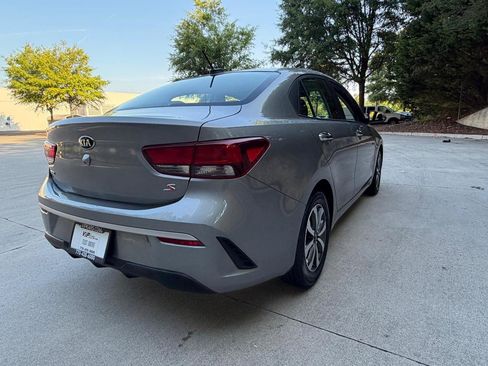 Used 2021 Kia Rio S w/ Technology Package FWD image 5