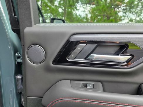 New 2026 GMC Yukon XL AT4 Ultimate AWD/4WD image 27