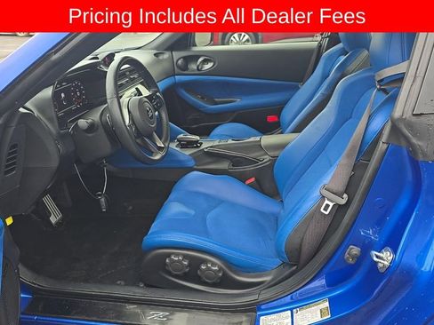 Used 2025 Nissan Z Performance w/ Floor Mat Package RWD image 7