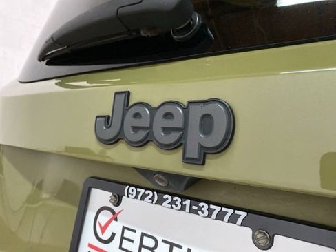 Used 2015 Jeep Renegade Trailhawk w/ Premium Leather Group image 94