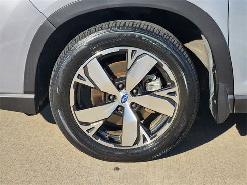 Used 2019 Subaru Forester Touring w/ Popular Package #3 image 10