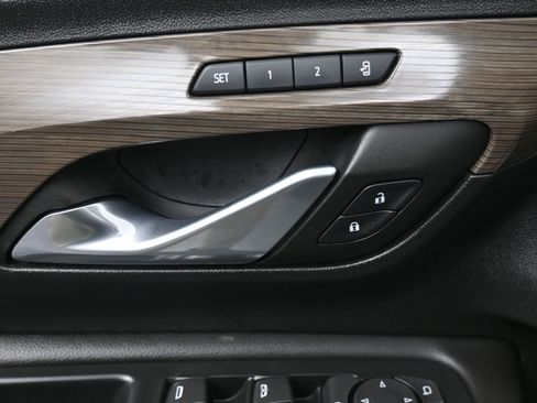 Used 2023 GMC Terrain Denali w/ Black Diamond Edition image 16