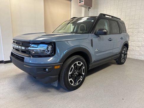 Used 2024 Ford Bronco Sport Outer Banks AWD/4WD image 2