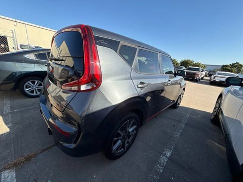 Used 2020 Kia Soul GT-Line FWD image 8