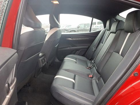 Certified 2025 Toyota Camry SE image 10