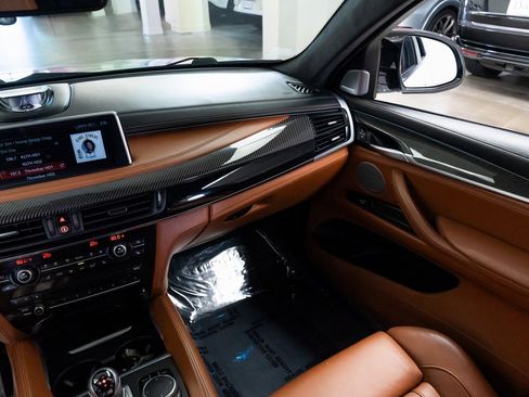 Used 2019 BMW X6 M w/ Executive Package image 11