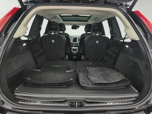 Used 2020 Volvo XC90 T6 Momentum w/ Protection Package Premier AWD/4WD image 35