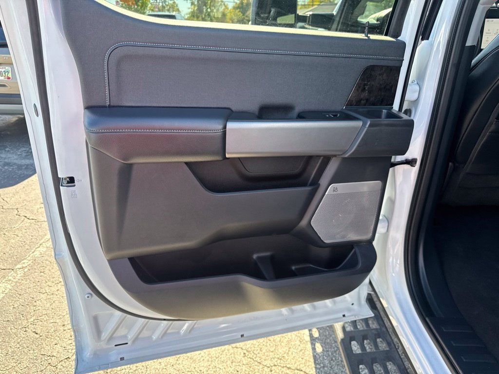 Certified 2025 Ford F250 4x4 Crew Cab Super Duty image 30