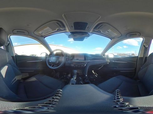 Used 2025 Toyota Camry LE image 42