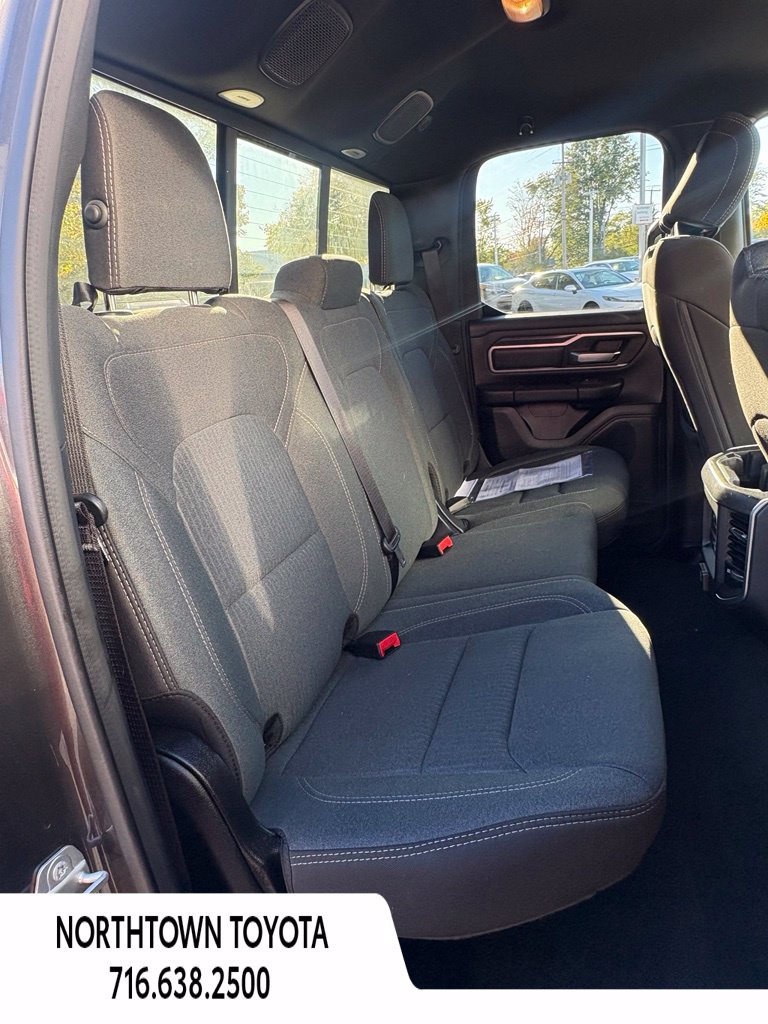 Used 2022 RAM 1500 Big Horn w/ Night Edition AWD/4WD image 10