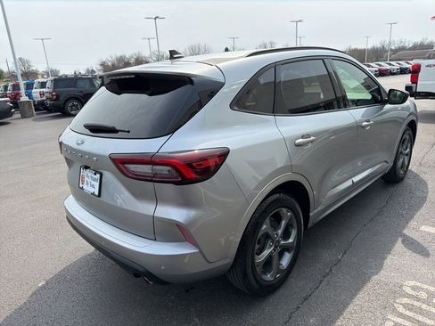 Used 2023 Ford Escape ST-Line w/ Tech Pack #1 image 5