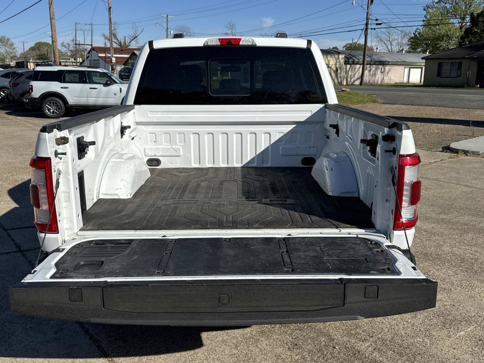 Used 2022 Ford F150 Lariat w/ FX4 Off-Road Package AWD/4WD image 6