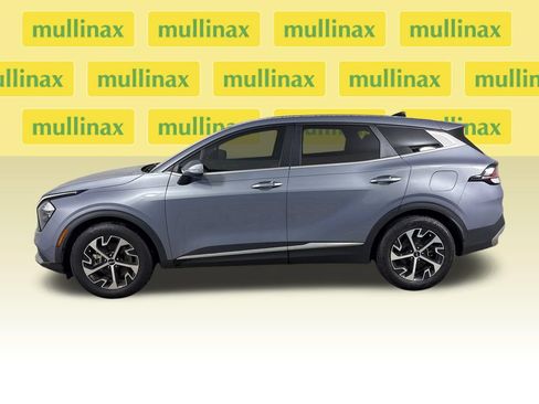 Used 2023 Kia Sportage EX FWD image 9