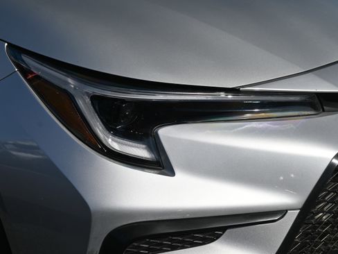 Used 2024 Toyota Corolla SE image 12