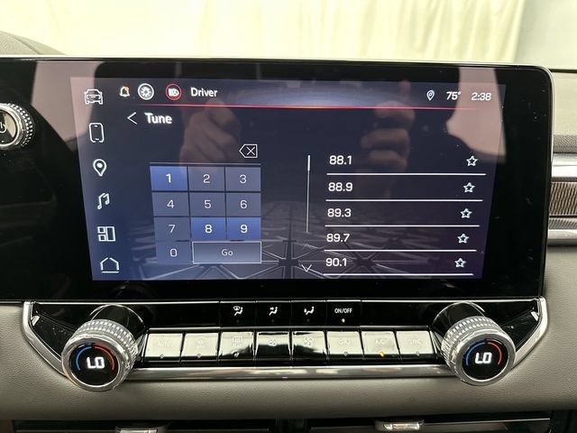 Used 2024 GMC Canyon Elevation w/ Convenience Package AWD/4WD image 16