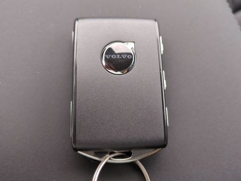 New 2026 Volvo XC90 B5 Plus image 28