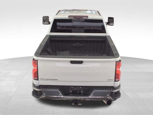 Used 2025 Chevrolet Silverado 2500 LTZ w/ LTZ Premium Package AWD/4WD image 7