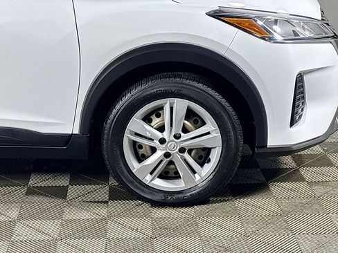 Used 2024 Nissan Kicks S image 22