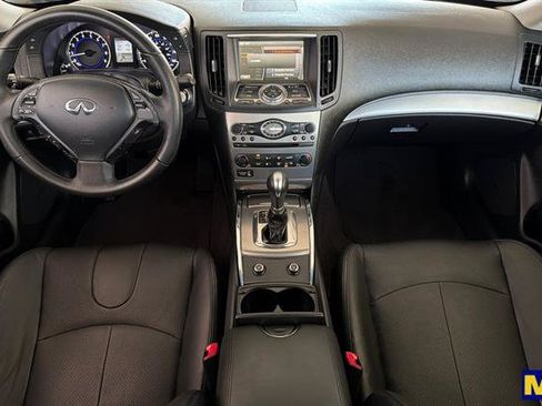 Used 2010 INFINITI G37 Journey w/ Premium Pkg RWD image 15
