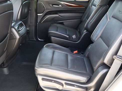 Used 2023 Cadillac Escalade Premium Luxury w/ LPO, Floor Liner Package image 27