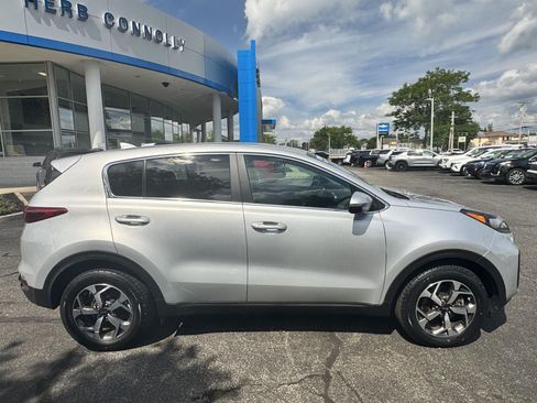 Used 2020 Kia Sportage LX w/ LX Popular Package AWD/4WD image 8