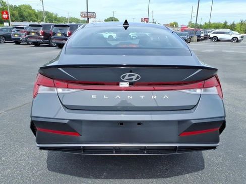 New 2026 Hyundai Elantra SEL Sport Premium FWD image 8