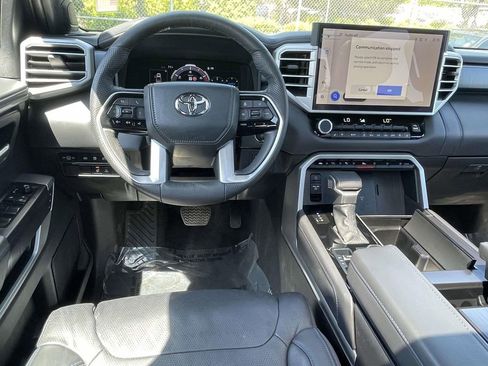 Used 2025 Toyota Tundra Platinum image 18