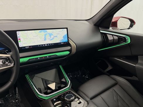 Used 2025 BMW X3 xDrive30i w/ Premium Package image 18