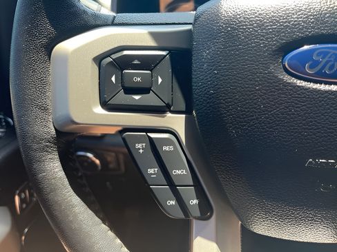 Used 2017 Ford F150 Lariat AWD/4WD image 17