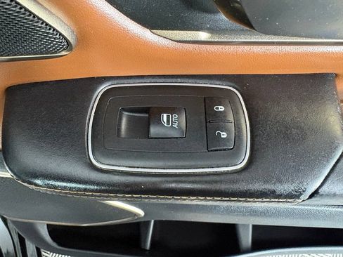 Used 2019 RAM 1500 Limited RWD image 44