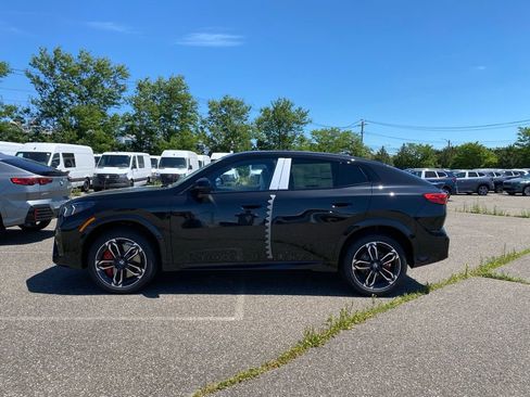 New 2026 BMW X2 xDrive28i w/ Technology Package AWD/4WD image 4