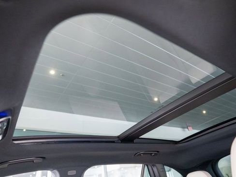 New 2026 Mercedes-Benz GLC 300 4MATIC image 21