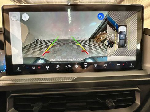 New 2025 Ford Bronco Sport Outer Banks w/ Outer Banks Tech Package+ AWD/4WD image 24