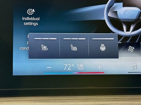 New 2026 BMW X5 xDrive50e w/ M Sport Package image 21