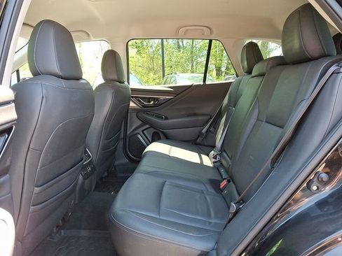 Used 2023 Subaru Outback Limited AWD/4WD image 10