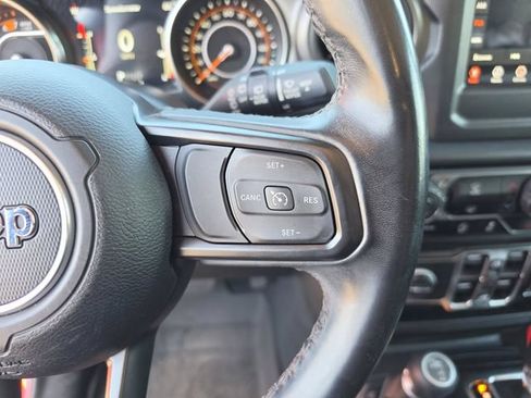 Used 2022 Jeep Wrangler Unlimited Sport AWD/4WD image 35