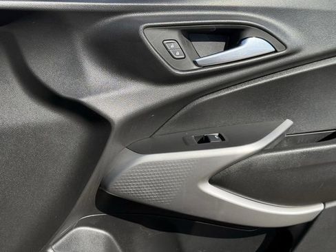 Certified 2024 Chevrolet Trax LS image 28