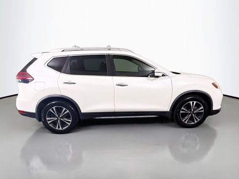 Used 2019 Nissan Rogue SV w/ Premium Package image 11