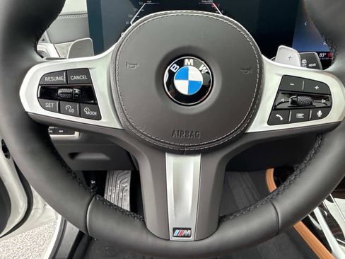 New 2026 BMW X7 xDrive40i w/ M Sport Package image 19