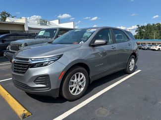 Used 2024 Chevrolet Equinox LS w/ Driver Confidence II Package image 1